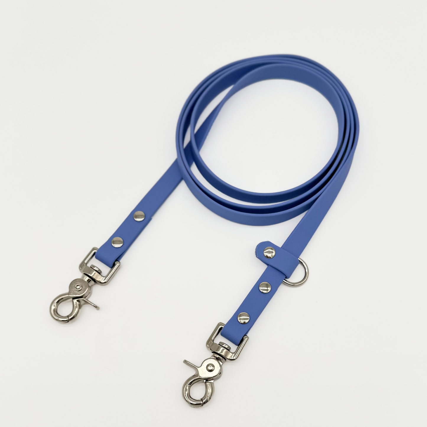 Hands Free Wearable Leash with Traffic Leash