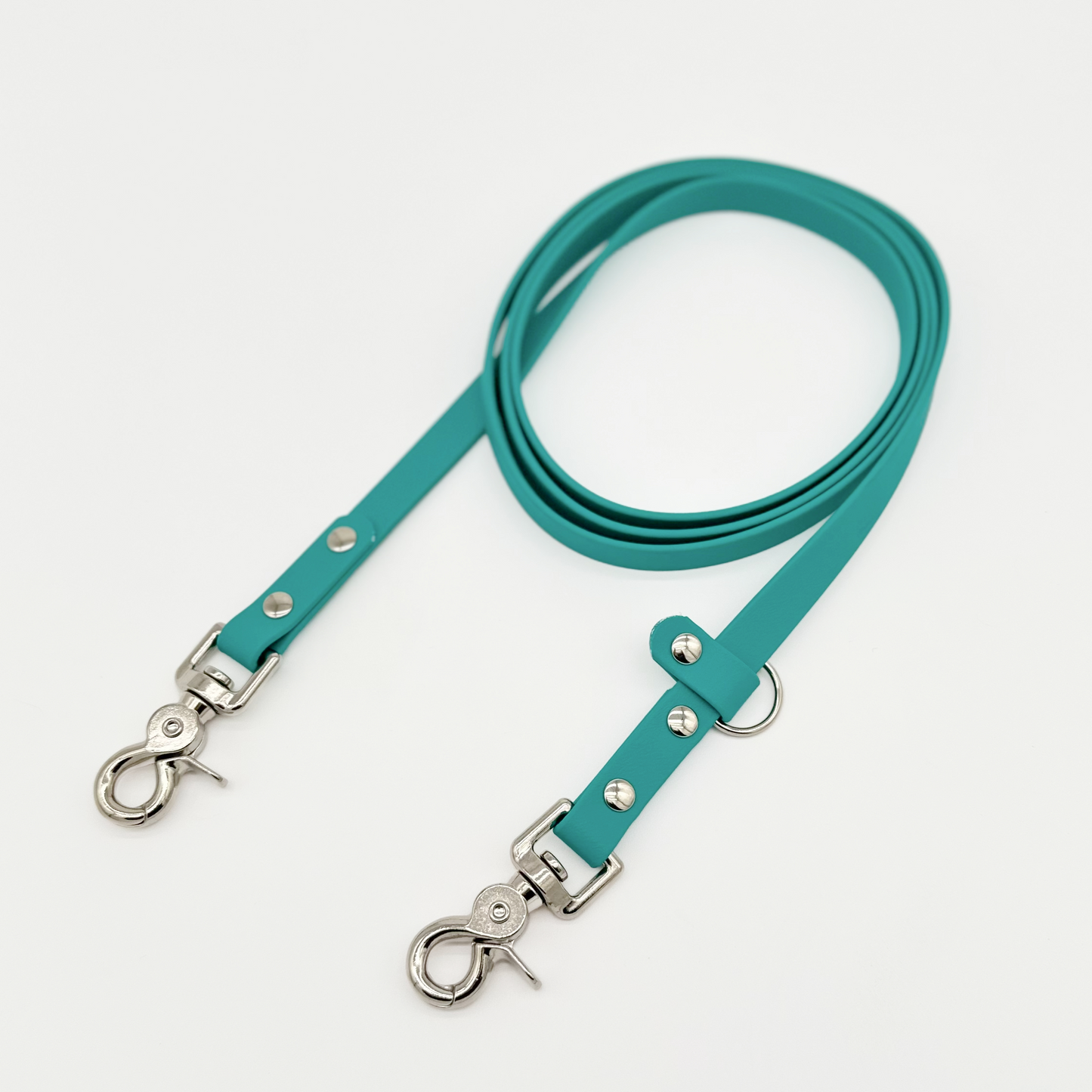 Hands Free Wearable Leash with Traffic Leash